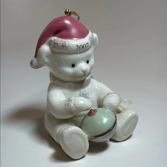 Lenox 2007 Teddy with Pink Hat - Picture 4 of 12